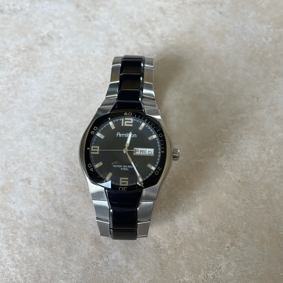 Armitron men battery water resistant 165ft stainless steel date&day - Picture 2 of 7